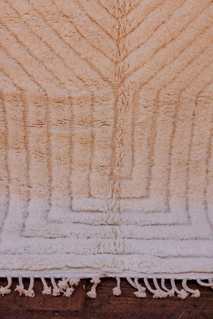 Handwoven White Moroccan Rug 5x8ft