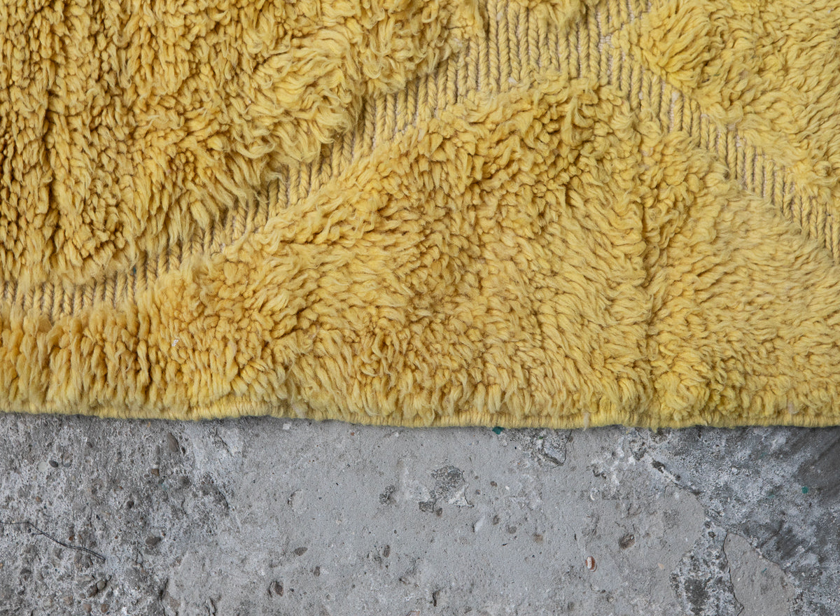 Hand tufted Yellow Moroccan Rug 6x9ft